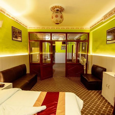 Hotel Pomelo House Kathmandu Buitenkant foto