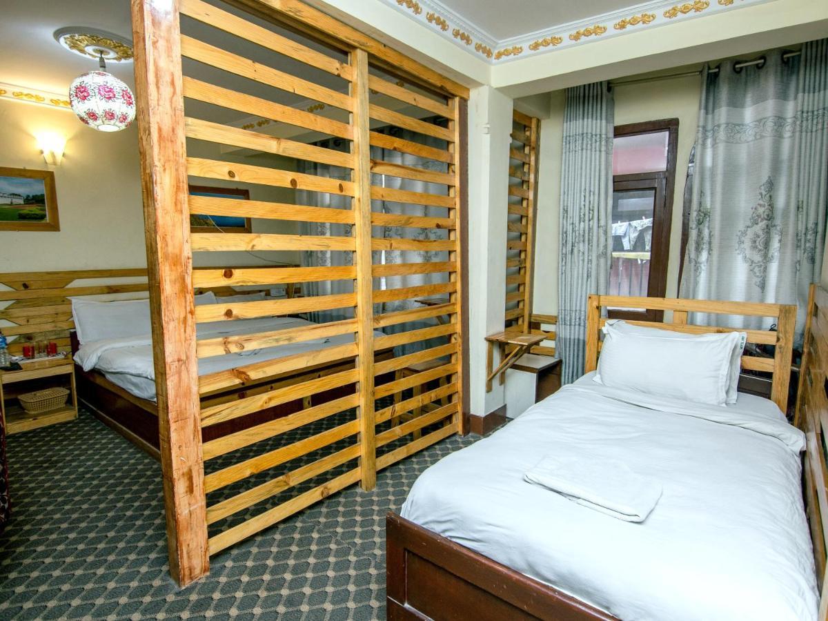 Hotel Pomelo House Kathmandu Buitenkant foto