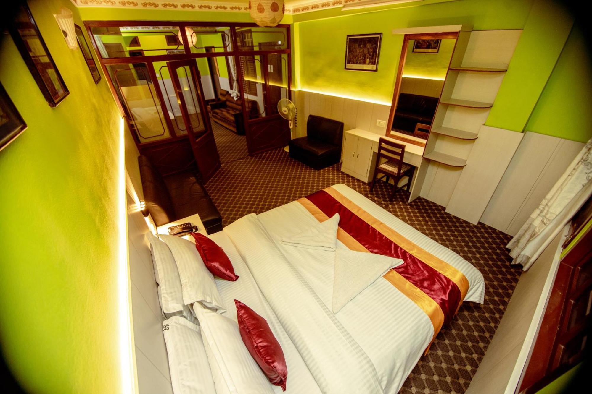 Hotel Pomelo House Kathmandu Buitenkant foto